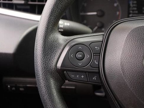 Certified 2025 Toyota Corolla LE image 11