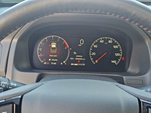 Used 2025 Honda Ridgeline Black Edition image 31