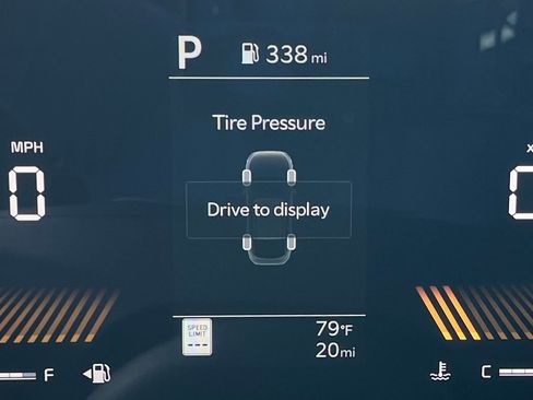 New 2025 Kia K4 LXS image 16