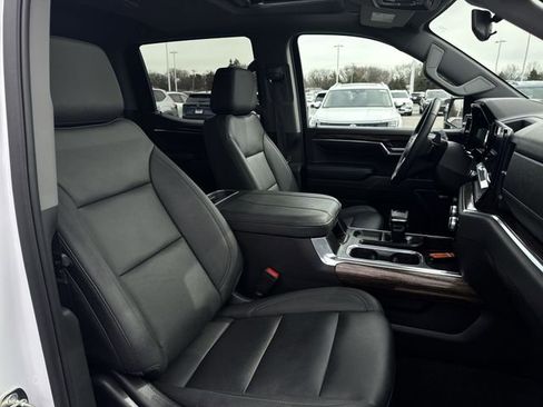 Used 2024 GMC Sierra 1500 Elevation w/ Elevation Premium Package image 29