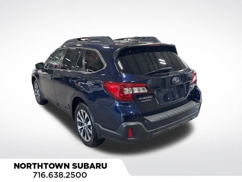 Used 2018 Subaru Outback 2.5i Limited image 24