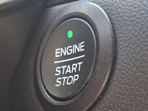 Certified 2022 Ford Escape SEL w/ SEL Stealth AWD Package image 25