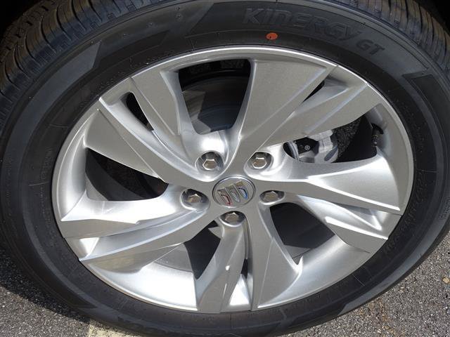 Used 2025 Buick Encore GX Preferred AWD/4WD image 6