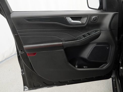 Used 2023 Ford Escape ST-Line Elite w/ Premium Technology Package image 42