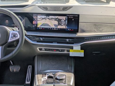New 2026 BMW X5 xDrive50e AWD/4WD image 9