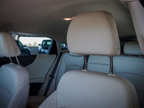 Used 2024 Chevrolet Malibu LT image 11