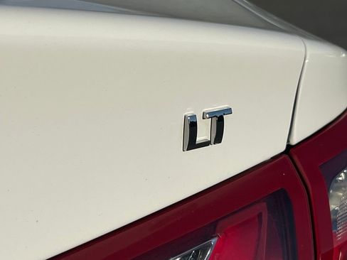 Used 2022 Chevrolet Malibu LT image 14