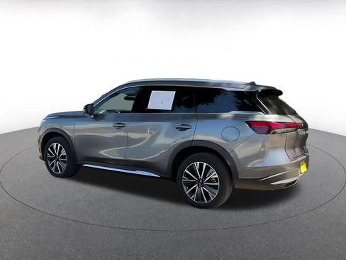 Used 2026 INFINITI QX60 Luxe FWD image 8