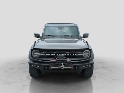 Used 2022 Ford Bronco Outer Banks w/ Sasquatch Package AWD/4WD image 3