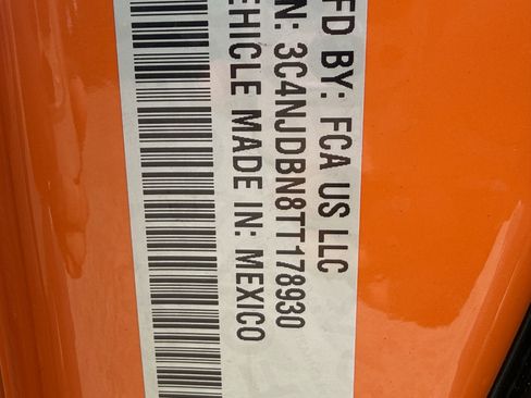 New 2026 Jeep Compass Latitude AWD/4WD image 18