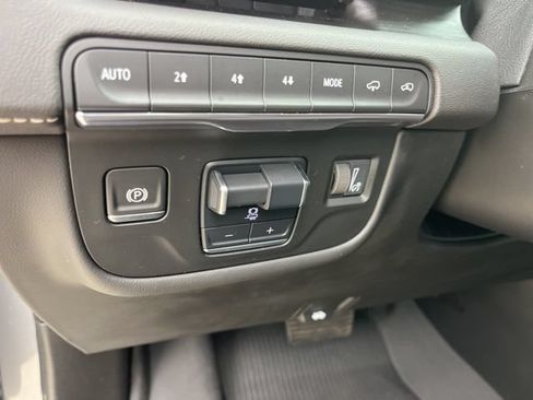 Used 2024 Cadillac Escalade Sport w/ LPO, ONYX Package AWD/4WD image 18