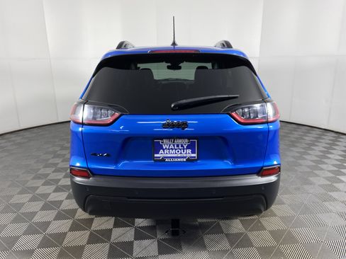 Used 2021 Jeep Cherokee Latitude Plus image 8