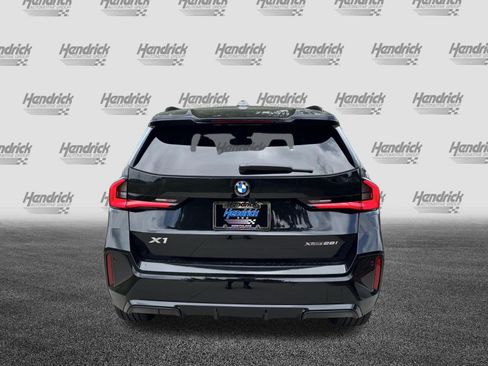New 2026 BMW X1 xDrive28i w/ Technology Package AWD/4WD image 9
