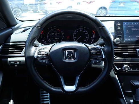 Used 2018 Honda Accord Sport image 15