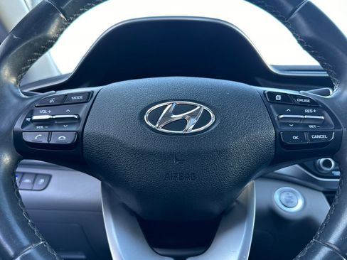 Used 2020 Hyundai Elantra Value Edition FWD image 23