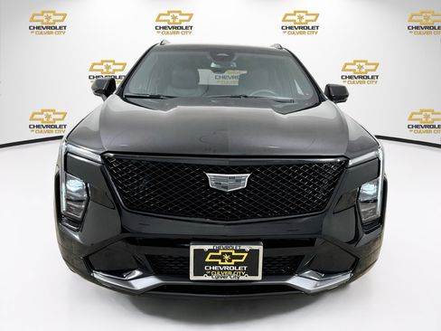 Used 2025 Cadillac XT4 Sport w/ LPO, Onyx Lite Package FWD image 2