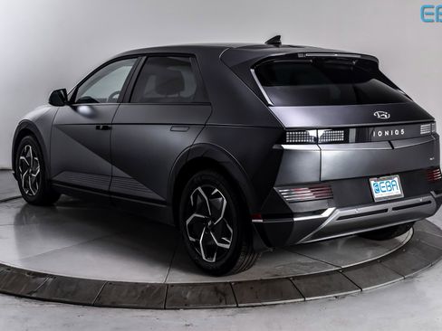 Used 2023 Hyundai Ioniq 5 SEL image 4