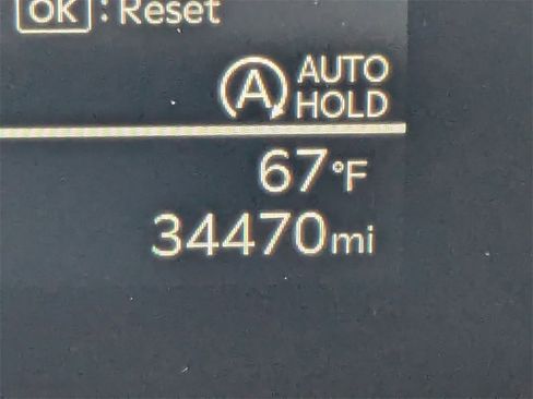 Used 2024 Kia Sorento S image 16