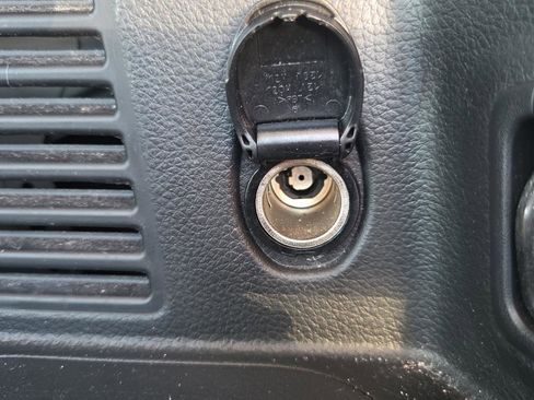 Used 2019 Nissan Rogue SV image 21