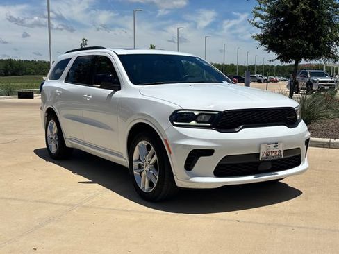Used 2024 Dodge Durango GT RWD image 6