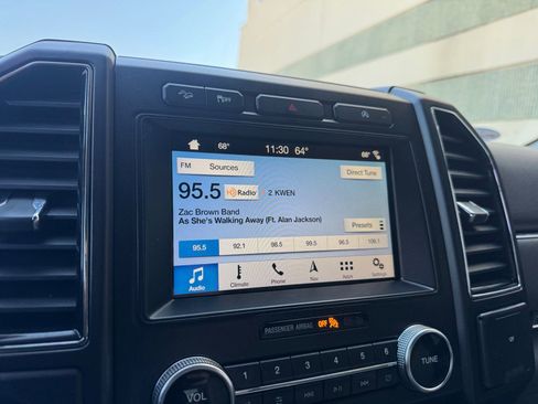 Certified 2018 Ford Expedition Limited image 19