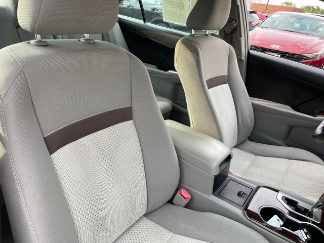 Used 2013 Toyota Camry XLE FWD image 10