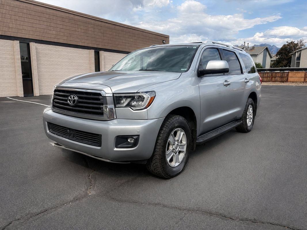 Used 2020 Toyota Sequoia SR5 AWD/4WD image 1