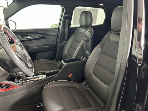 Used 2023 Chevrolet TrailBlazer RS w/ Sun and Liftgate Package AWD/4WD image 10