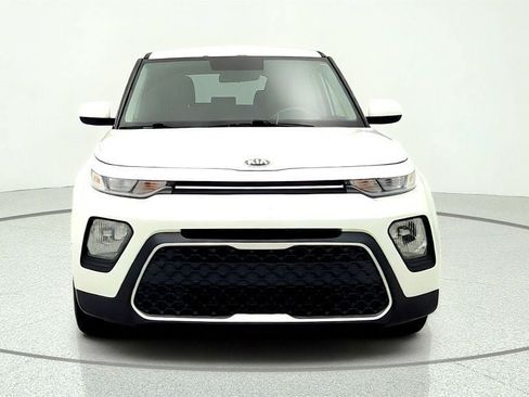 Used 2020 Kia Soul LX FWD image 2