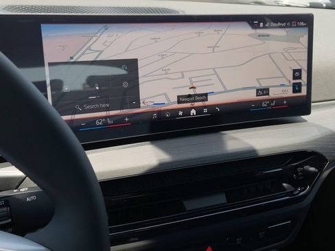 New 2026 BMW i4 eDrive40 w/ Parking Assistance Package RWD image 12