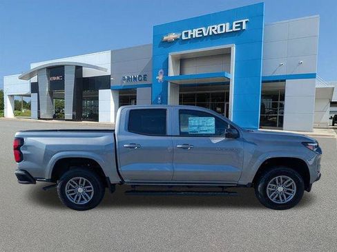 New 2026 Chevrolet Colorado LT w/ LT Convenience Package RWD image 3