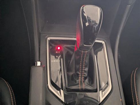 Used 2020 Subaru Crosstrek 2.0i Limited w/ Popular Package #5 image 12