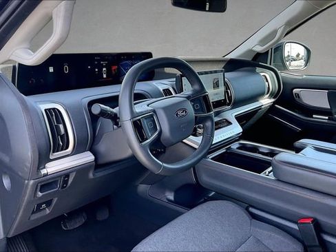 Certified 2025 Ford Expedition Max Active RWD image 12