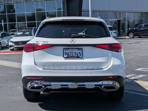 Certified 2026 Mercedes-Benz GLC 300 image 7