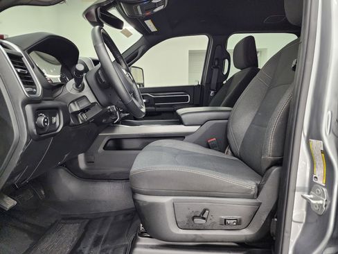 Used 2024 RAM 2500 Big Horn w/ Night Edition image 8