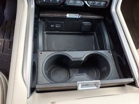 Used 2022 GMC Yukon Denali w/ Denali Ultimate Package image 13