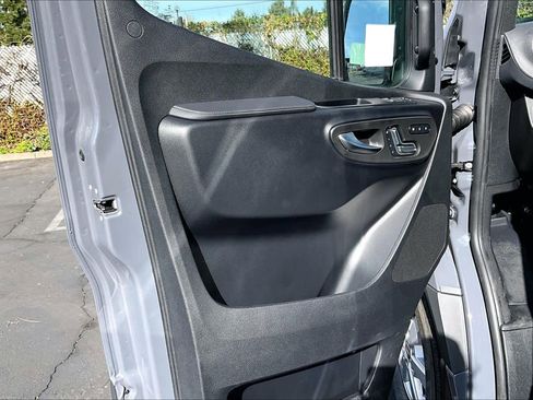 New 2026 Mercedes-Benz Sprinter 2500 image 10