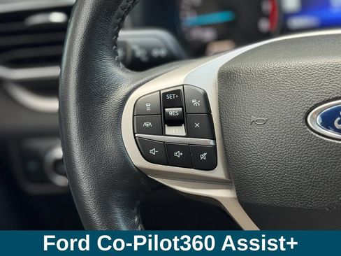 Used 2022 Ford Explorer XLT w/ Equipment Group 202A AWD/4WD image 10