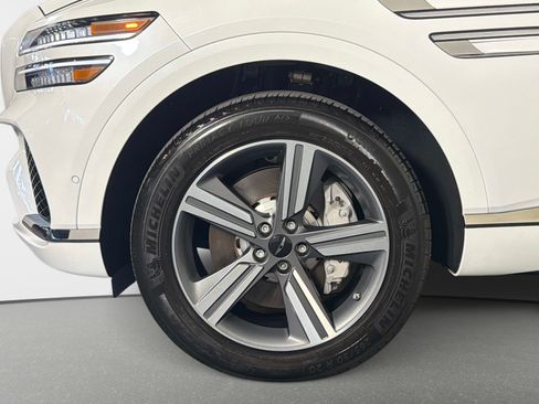 Used 2025 Genesis GV80 3.5T AWD/4WD image 19