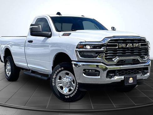 New 2026 RAM 2500 Tradesman AWD/4WD image 21