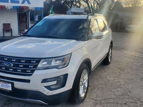 Used 2016 Ford Explorer Limited w/ Equipment Group 301A image 7