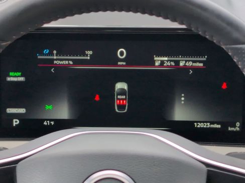 Used 2024 Nissan Ariya FWD image 15