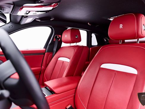 Used 2024 Rolls-Royce Ghost AWD/4WD image 59