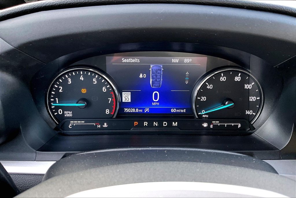 Used 2020 Ford Explorer XLT w/ Equipment Group 202A AWD/4WD image 24