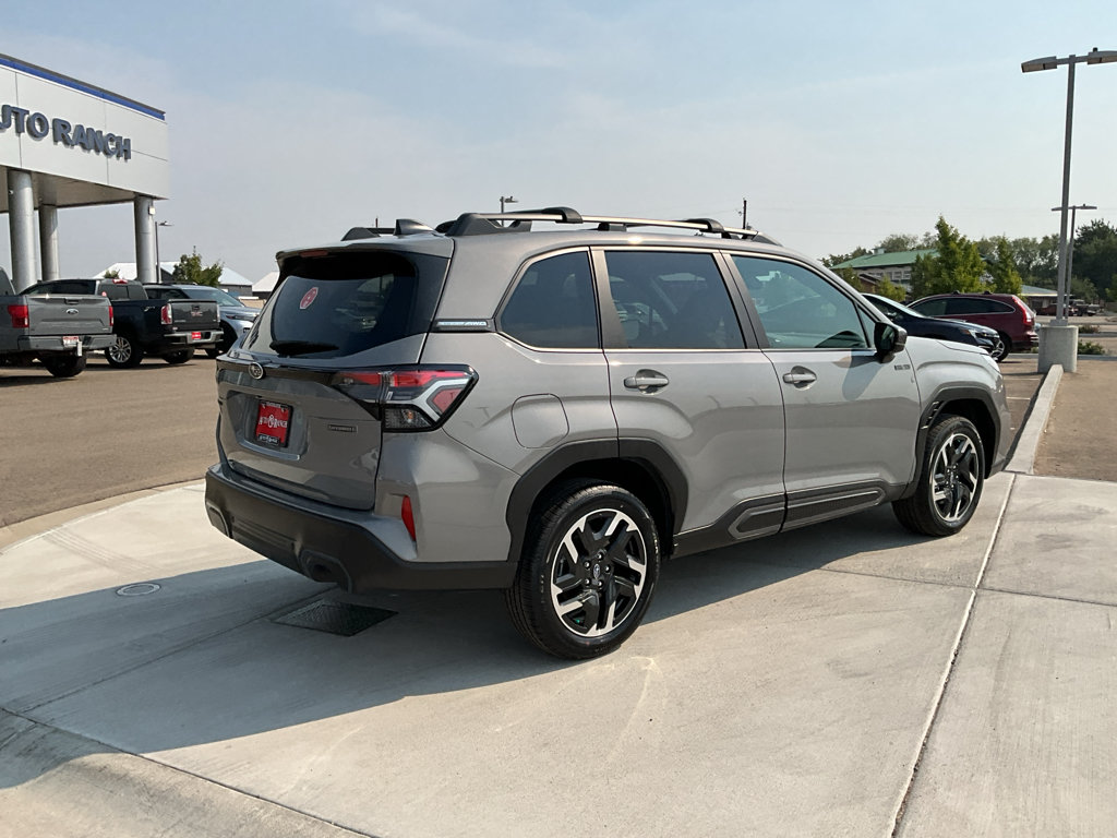 Certified 2025 Subaru Forester Limited AWD/4WD image 3