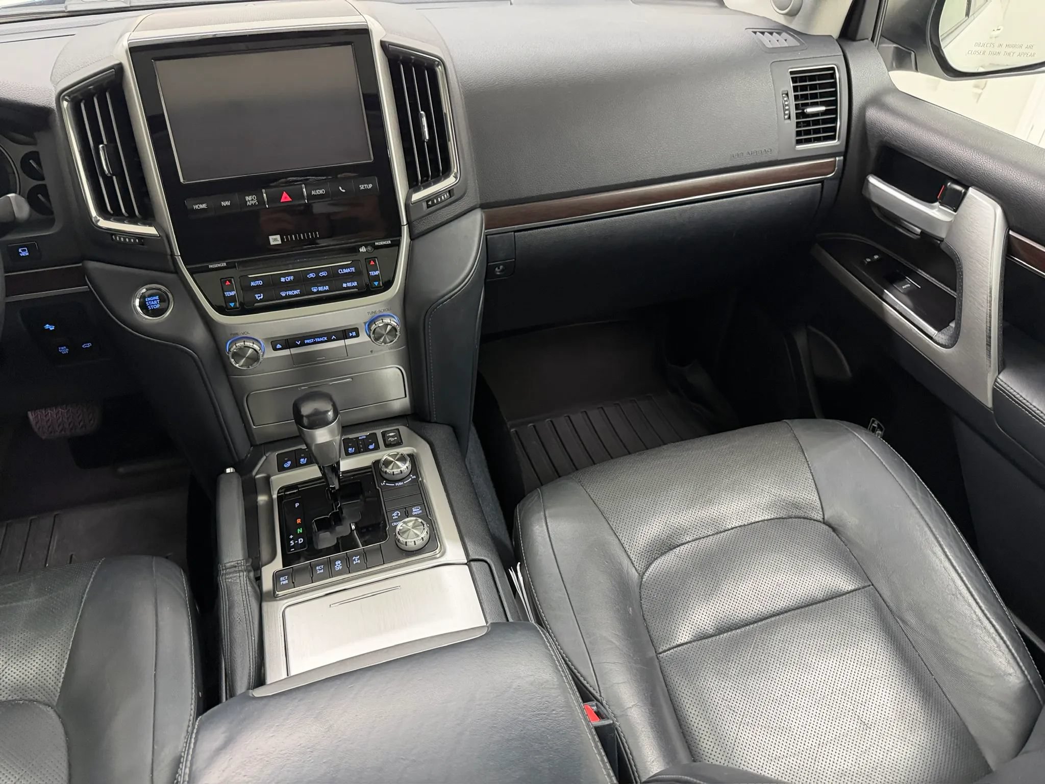 Used 2018 Toyota Land Cruiser AWD/4WD image 83