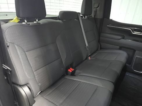 Used 2022 Chevrolet Silverado 1500 LT RWD image 16