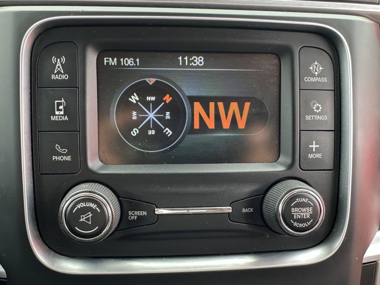 Used 2020 RAM 1500 Classic SLT AWD/4WD image 62
