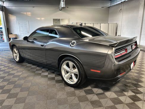 Used 2015 Dodge Challenger R/T Plus image 8