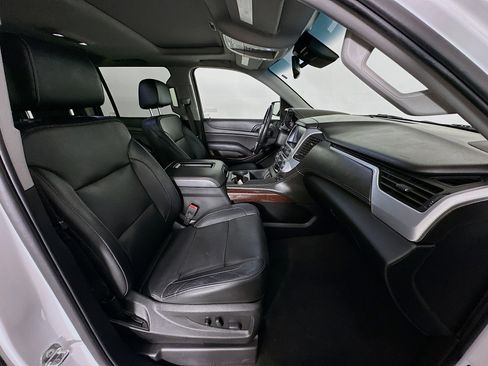 Used 2020 GMC Yukon XL SLT image 34